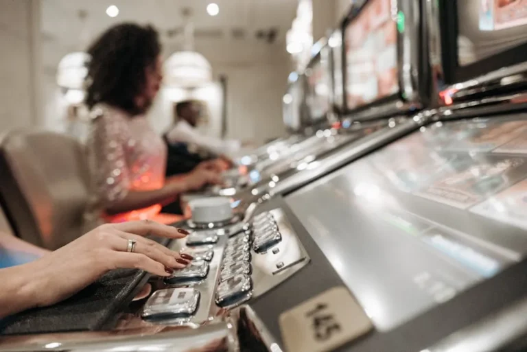 What Korean betting and casino readers Can Learn From techgup.org